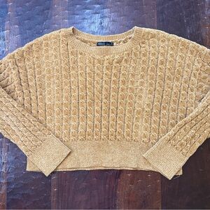 nikka k Women's Cable Knit Sweater - Gold